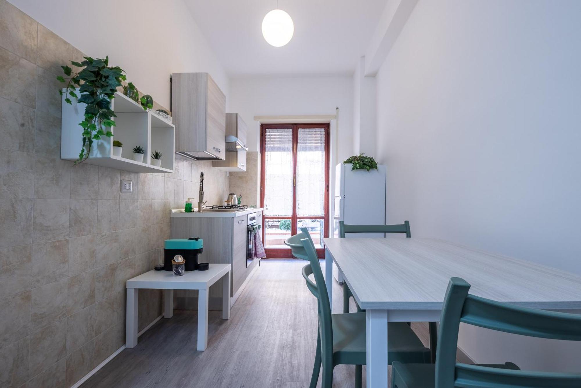Garden House By Buddyrent Apartment Rom